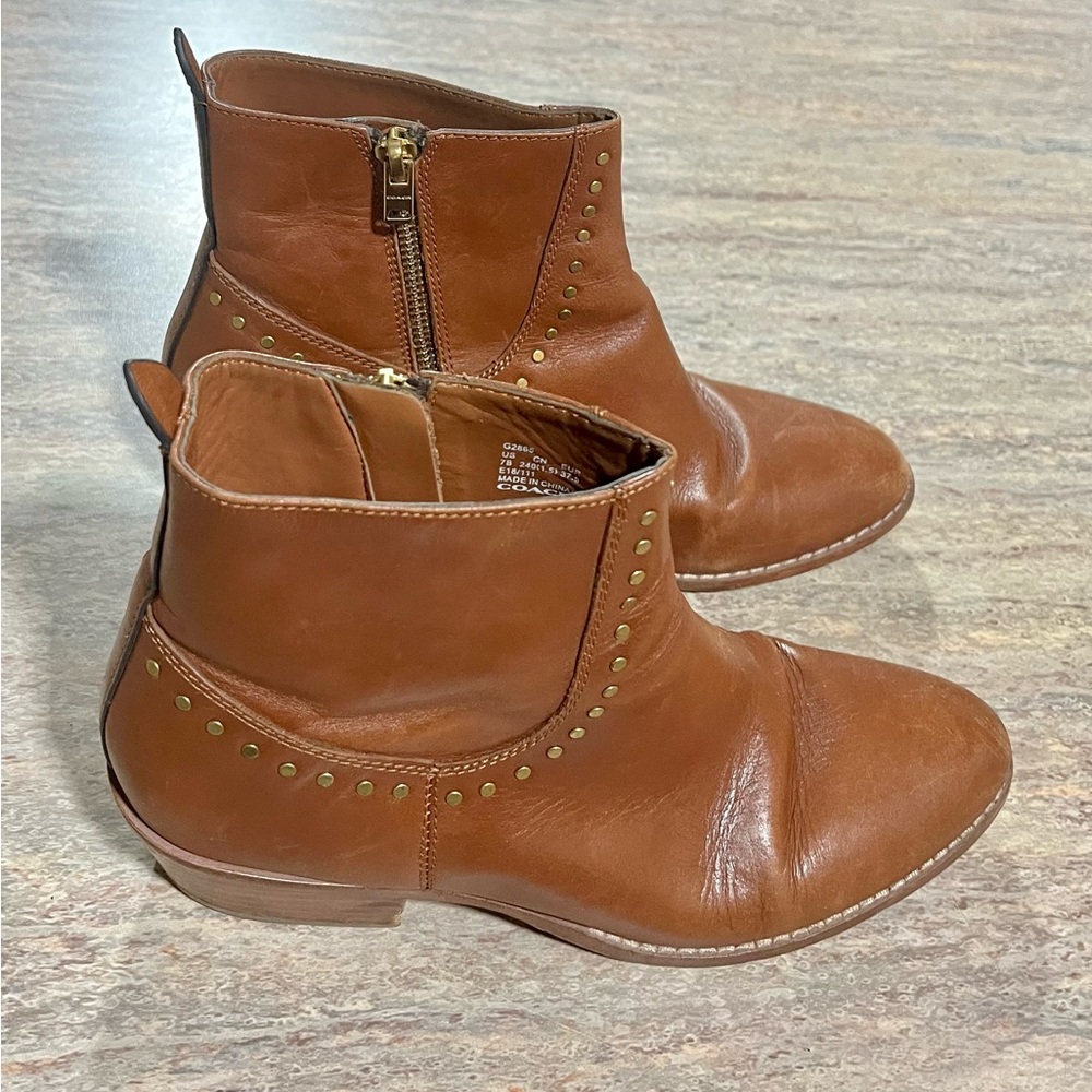 Coach tan leather ankle boots with studs - Picture 6 of 15